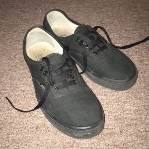 Vans authentic black size 8
